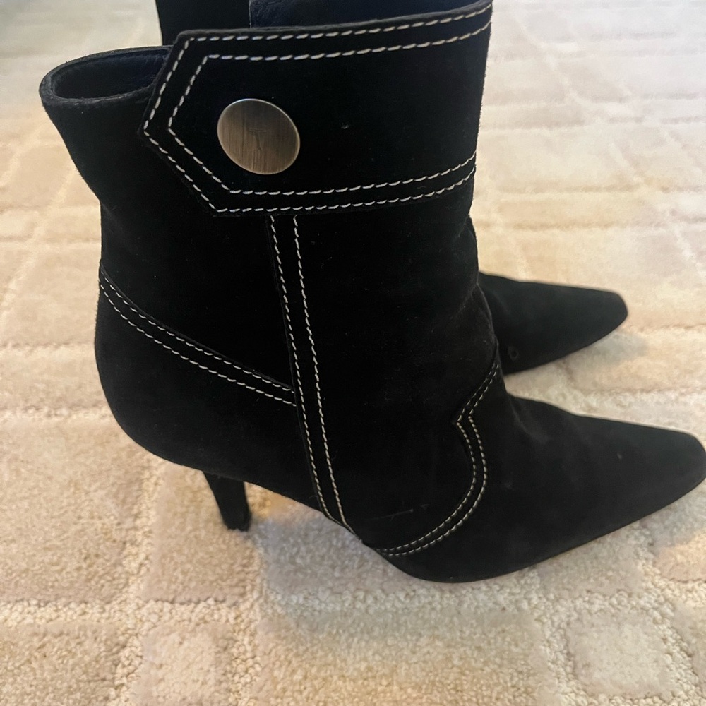 Tod’s black suede ankle boots. 8 inches from floor to top of boot. Side 5